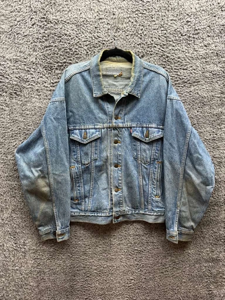 Vintage 80's Levi's WPL 42S Denim Trucker Jacket Medium Wash Blue Mens Size L/XL