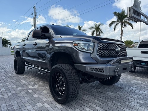 2018 Toyota Tundra CREWMAX SR5