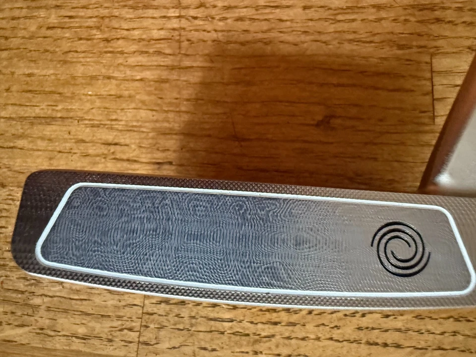 ODYSSEY White Damascus # 9 33Inch Putter, Rare Round Head, Japan, Exc. Condition - Image 3 of 4