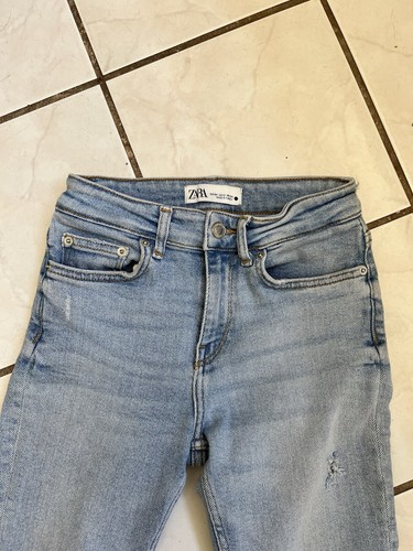 ZARA Light Wash Distressed High Rise Skinny Jeans w/ Destroyed Hem Sz US 2 - 第 2/5 張圖片