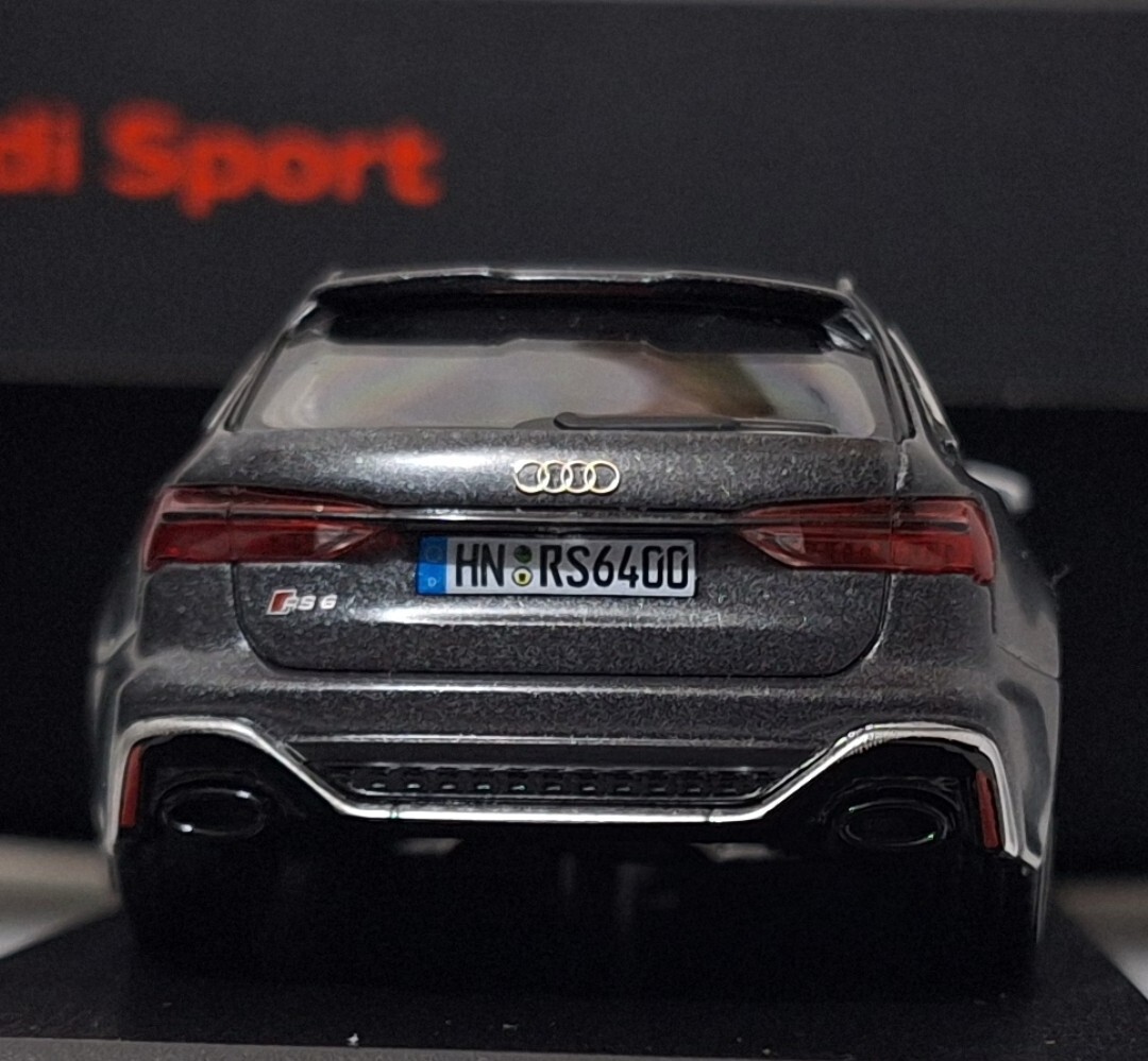 Audi A6 RS6 2020 Avant Matt Daytona Grey 1:43 Minichamps Dealer