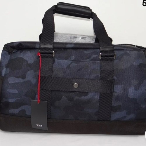 McMillin Camo Gym Bag NWT - Picture 5 of 16