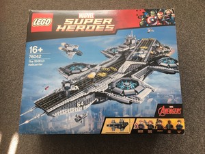 Lego Shield Helicarrier 2025