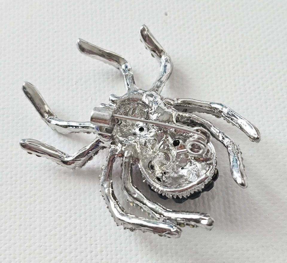 XGALBLA Vintage Austrian Crystal Spider Brooch Pin – Halloween & Fashion Jewelry - View #4