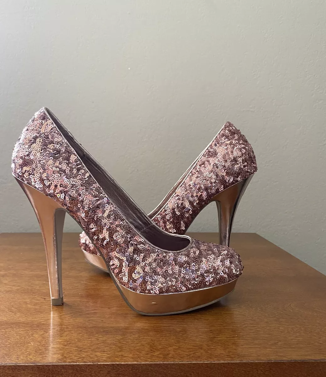 Light gold sparkly heels size 8 deb rose gold | Gold sparkly heels, Sparkly  heels, Heels