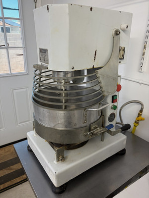 Aliment MASSEIRA Commercial Spiral Dough Mixer, 4 Speed, Countertop Installation