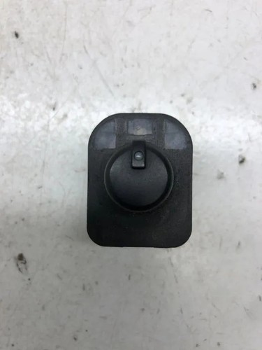 AUDI A4 8D2, B5 Spiegeleinstellschalter 8E0959565 2.00 Diesel 2006 33815493