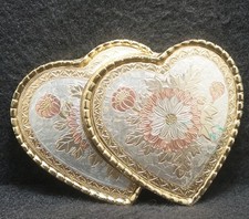 XD03113 REALLY NICE VINTAGE 1970s TWO HEARTS FLORAL ARTWORK MENS BELT BUCKLE
