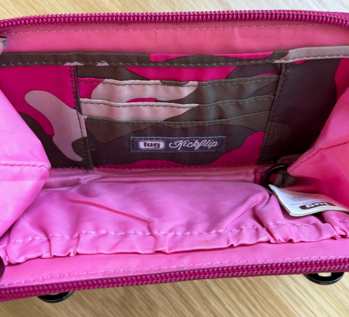 LUG Infinity Collection Kickflip Convertible Cros… - image 7