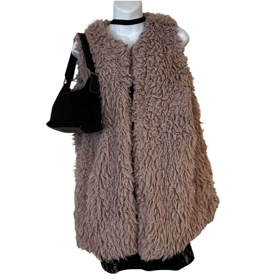 Винтажный Cato Y2K искусственного меха жилет румяна розовый L богемное фестиваль прихоти гламур - Изображение 4 из 4