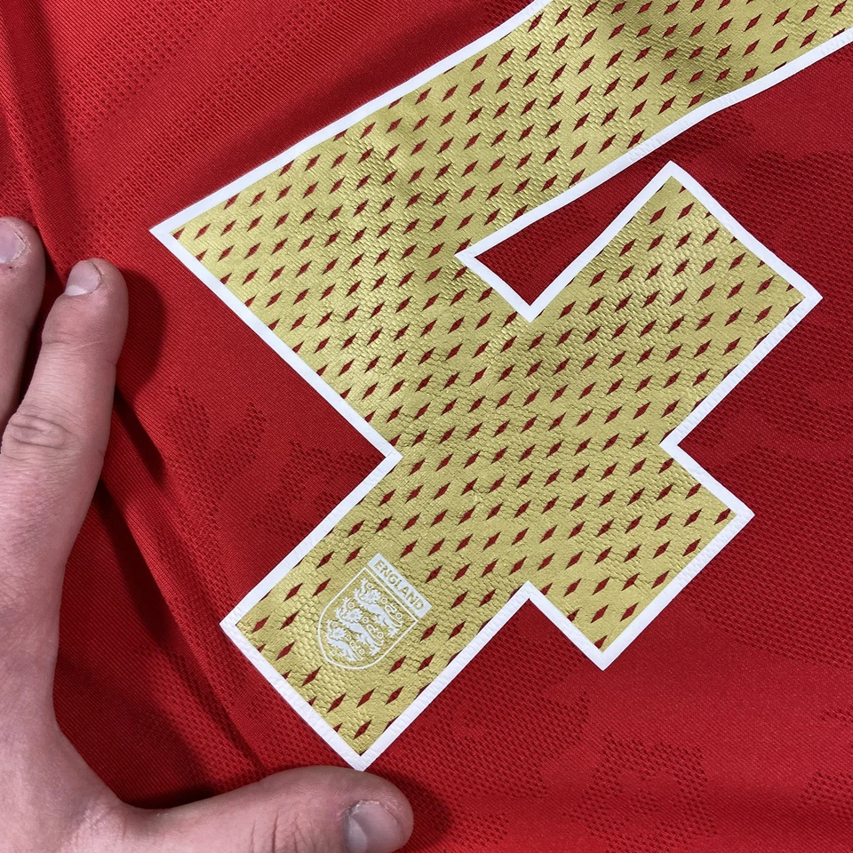 CAMISETA DE FUTBOL INGLATERRA 2006 2008 VISITANTE UMBRO talla XL #4 GERRARD Foto 3 de 4