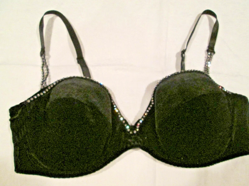 DE COLECCIÓN NUEVO SIN ETIQUETAS FREDERICK'S OF HOLLYWOOD NEGRO. JUEGO SUJETADOR TERCIOPELO CON PEDRERÍA-36B MED.  Foto 2 de 4