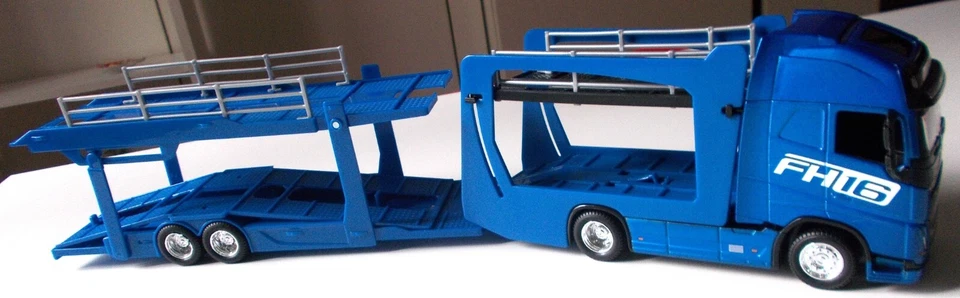 BISARCA VOLVO FH16 1/43 BURAGO PLASTICA + 5 AUTOVETTURE NO POLITOYS, MEBETOYS - Immagine 4 di 4