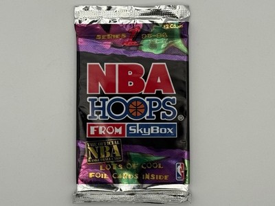 1995-96 Skybox NBA Hoops Series 1 - 12 Cards per Pack