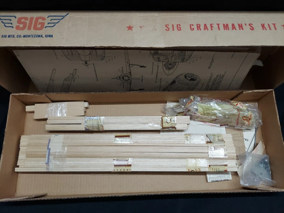 Tiger Of The German Luftwalle Focke Wulf "190 Plane Kit 26" WS Sig Craftman'sKit - Image 4 of 4