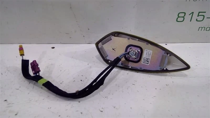 Chevrolet Blazer 2019-2023 antena techo superior aleta de tiburón 84577913 Foto 2 de 4