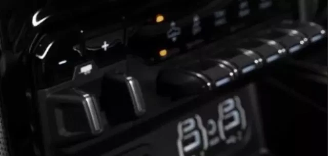 82215278AF Trailer Brake Controller Module Kit RAM 1500 DT (2019-2024) Mopar OEM - Image 2 of 2