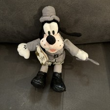 Vintage Bean Bag Goofy from the Disney Store "Super Sleuth" collection, 1999