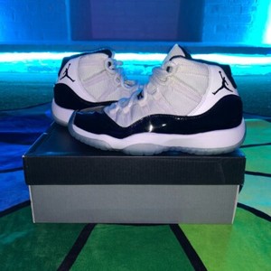 2018 concord 11 box