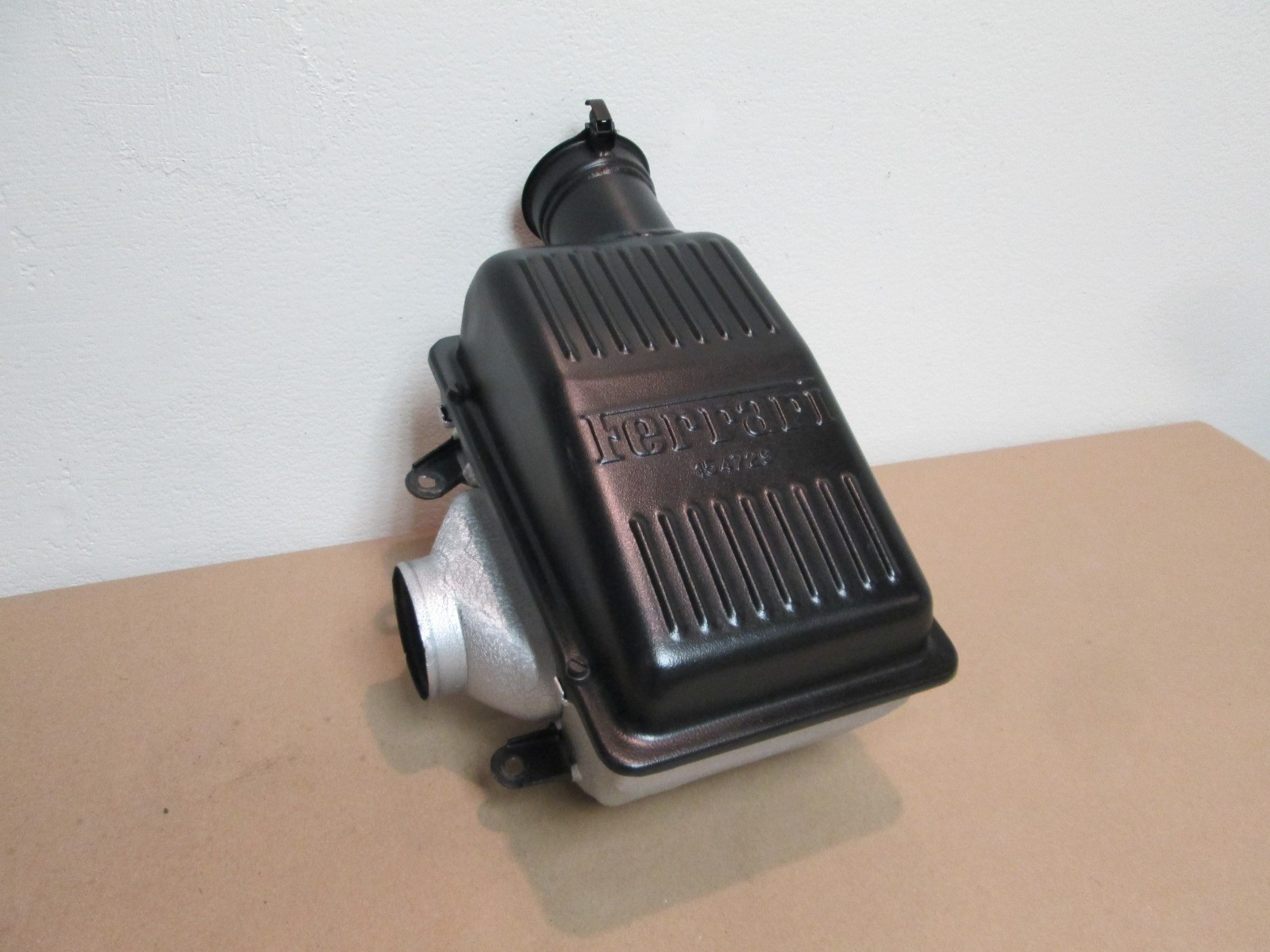 Ferrari 355 - 2.7 -  RH Air Intake Box # 154729