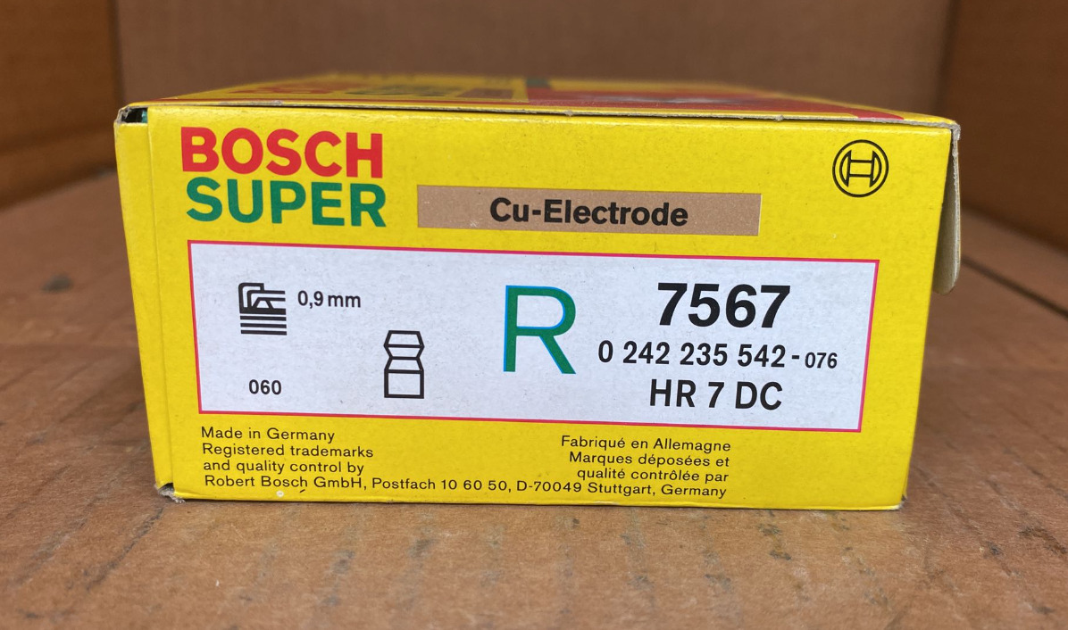 Bosch Super Spark Plug - Box of 10 - #HR7DC / 7567 - Fits Volvo, Renault  More