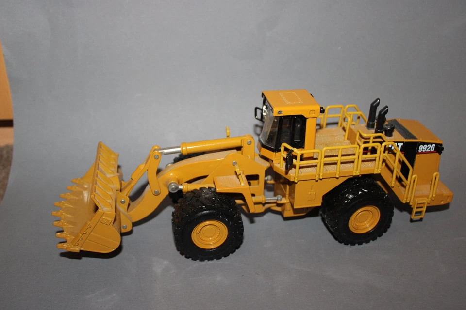 Norscot 1:50 Radlader Cat 992G ohne OVP - Bild 3 von 4