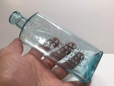 Antique Roberts Pharmacist Graduated Scale Cork Top Medicine Bottle.