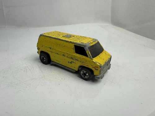 1974 HOT WHEELS REDLINE SUPER VAN PARAMEDIC AMBULANCE HONG KONG YELLOW DIECAST