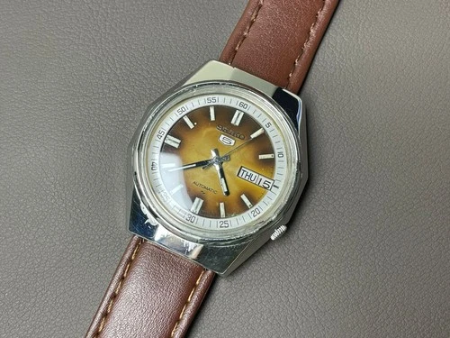 Vintage Seiko 5 Automatic 7009-8460 Dual Shade Dial 36mm Men's Watch