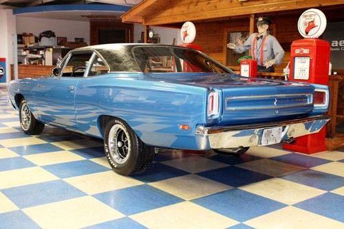 1969 Plymouth Road Runner - Picture 6 of 12
