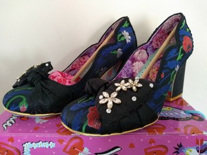 irregular choice size 41