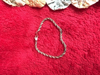 Silvertone Bracelet with Swirled Pattern Lobster Clasp Pretty Dainty Nice