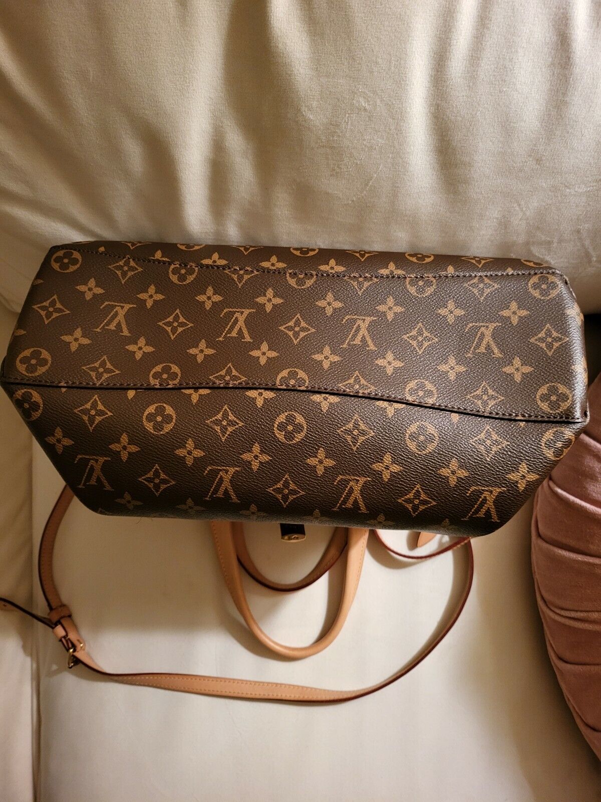 Louis Vuitton Monogram Rivoli MM w/ Strap - Brown Handle Bags, Handbags -  LOU797313
