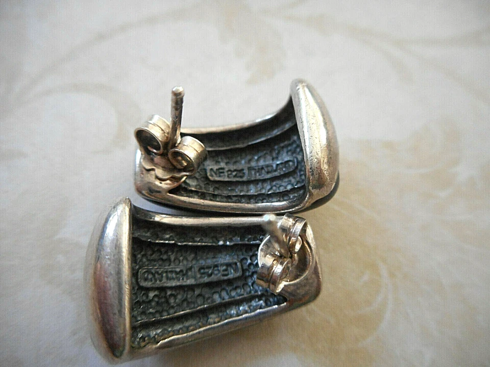 Sterling Silver Black Resin with Sparkles Marcasite Earrings E24-9 - Image 3 of 4