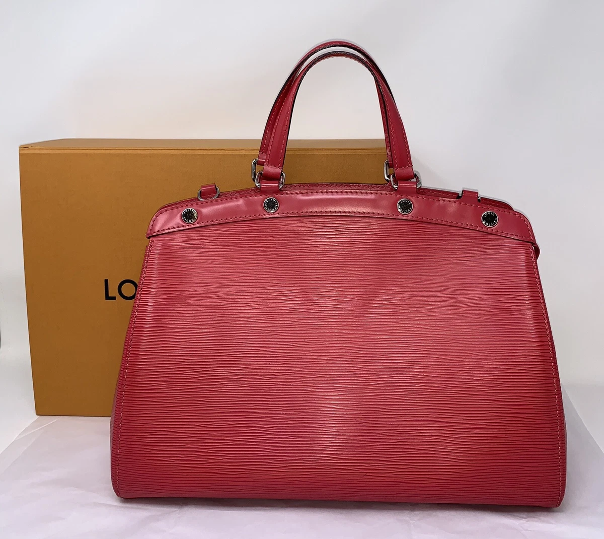 Sold at Auction: Louis Vuitton, Louis Vuitton Fuchsia Epi Leather