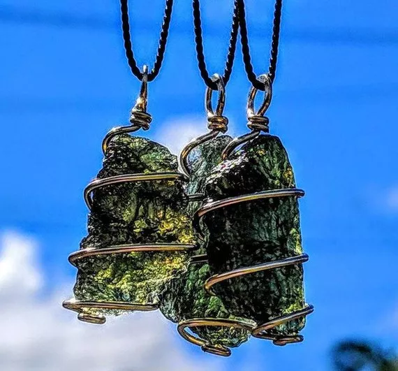 MOLDAVITE NECKLACE In GOLD 12 Kt Genuine Tektite Meteorite