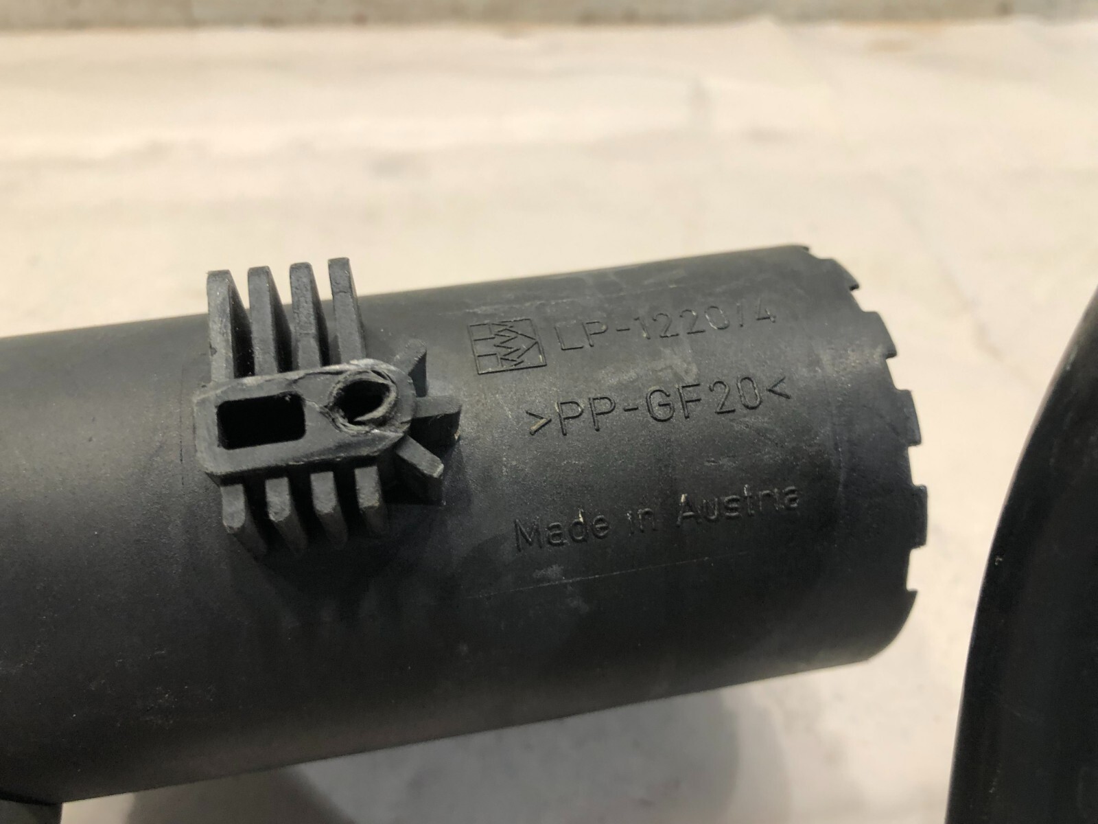 M139 MASERATI 03-12 QUATTROPORTE FUEL LEAK DETECTION PUMP 0261222010 OEM