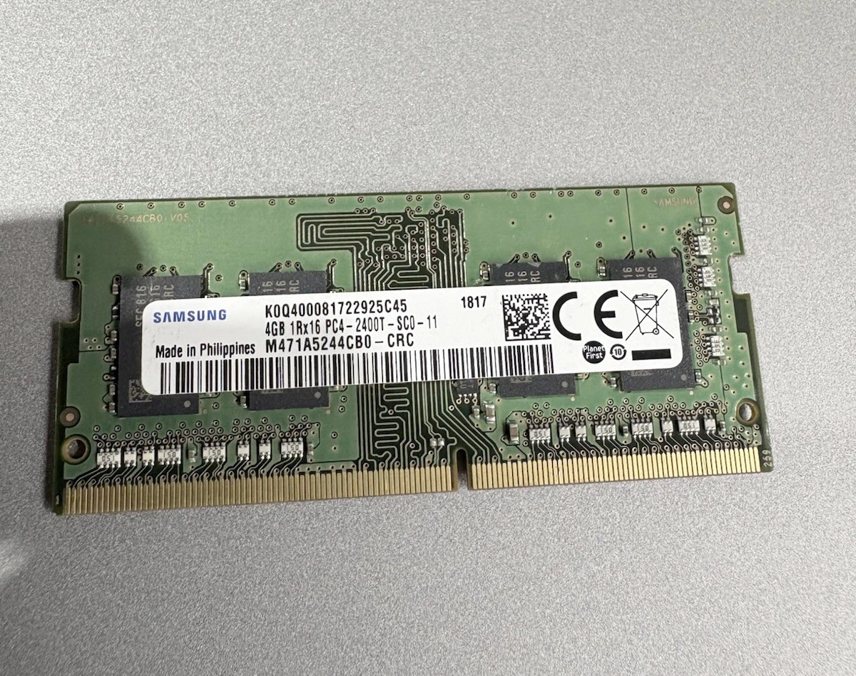 Samsung DDR4 SDRAM 4 GB Capacity per Module Memory (RAM) for sale