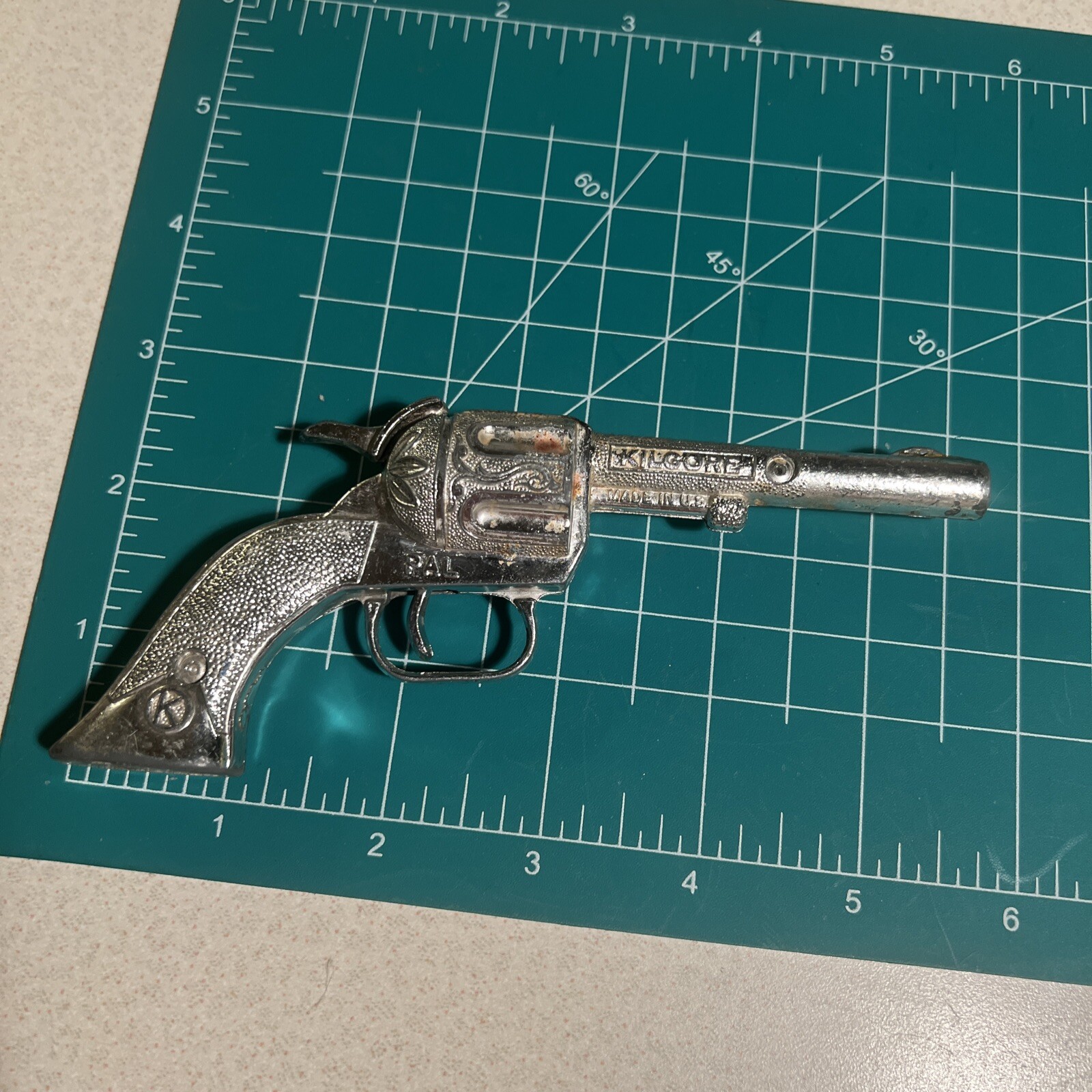 VINTAGE 50'S DIECAST HUBLEY "PAL" SINGLE SHOT KILGORE & MultiPistol