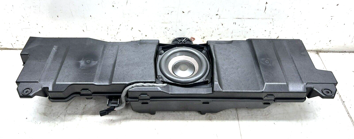 2017-2021 Cadillac XT5 OEM Front Under Seat Bose Subwoofer Speaker