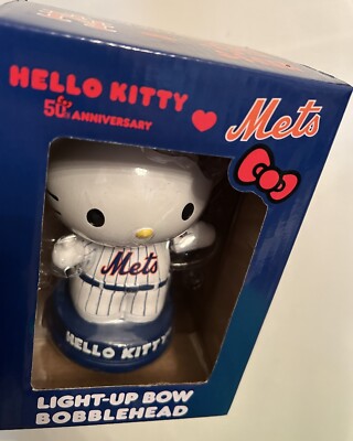2024 New York Mets SGA Hello Kitty Light Up Bobblehead NY Mets