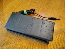 Yamaha FC7 Volume / Expression / Modulation Pedal for Keyboards