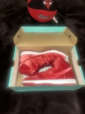 Nike Dunk High Premium SB  Santa 