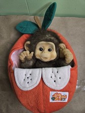 Hosyng Vintage Piccola Scimmia Perduta Peluche Mela Rossa Mano Pupazzo Floccato Faccia