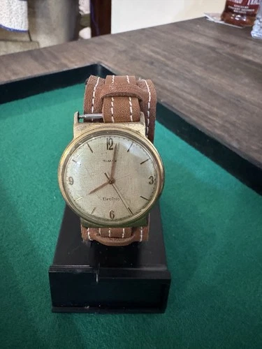 Vintage Timex Electric Linen Dial - Running But