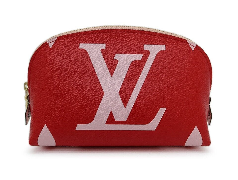 Auth LOUIS VUITTON Cosmetic Pouch PM Monogram Giant M67694