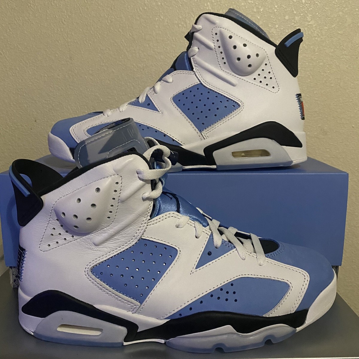 AIR JORDAN 6 RETRO 