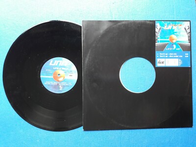 2102 12'' LP VINYL UNIT - LIVE IT UP 1994