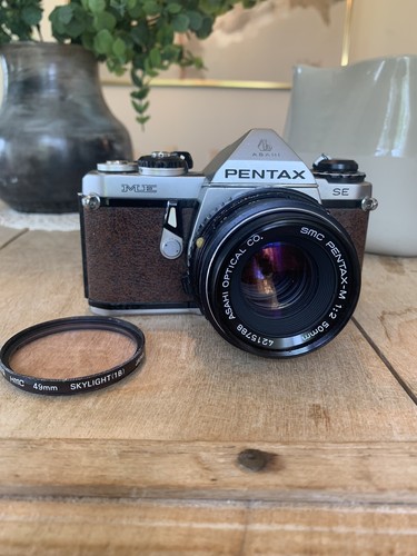 Vintage Asahi Pentax ME SE Film Camera With Hoya Skylight (1B) And 1:2 50mm Lens