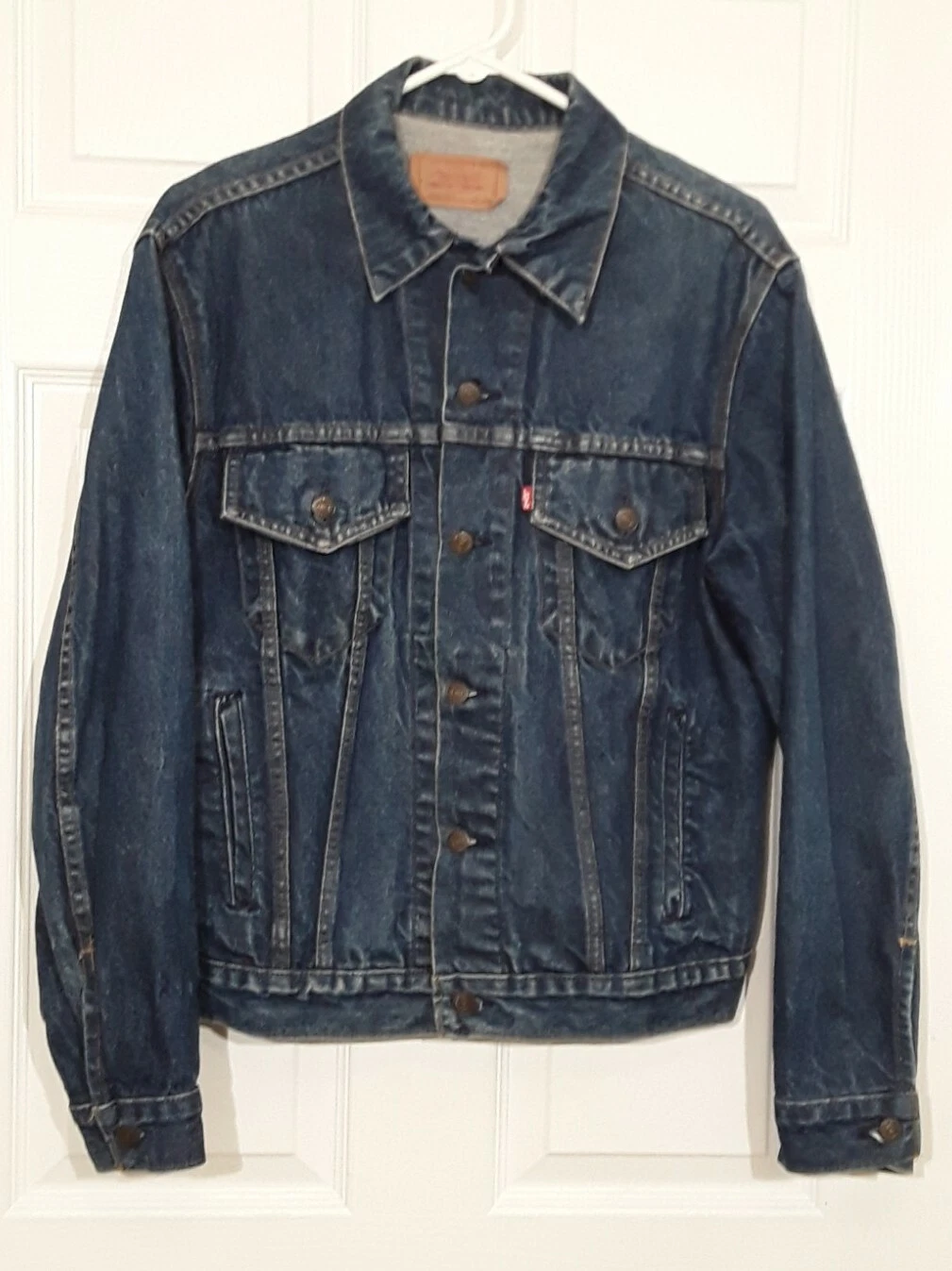VTG Levi's Denim Trucker Jacket 70506-0216 Sz 42R Blue Jean Red Tab Made In USA